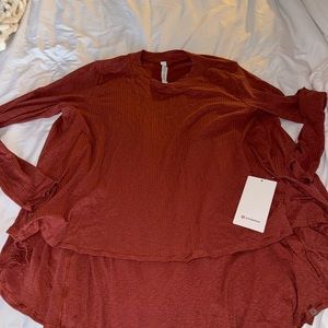 Lululemon - Dare to Drape Long Sleeve